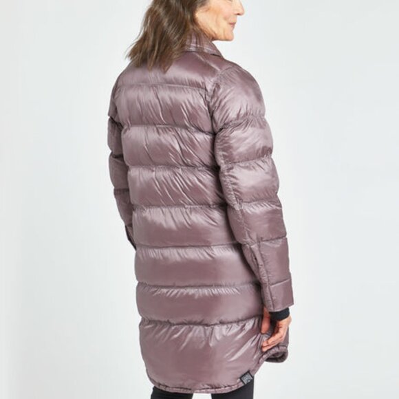 NWT Oiselle Kara Puffy Shacket Puffer Jacket Parka Coat Waterproof Purple Small - Picture 3 of 6